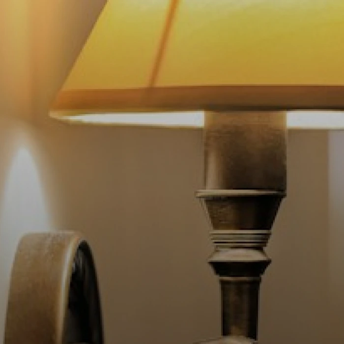 Warm Glow Table Lamp